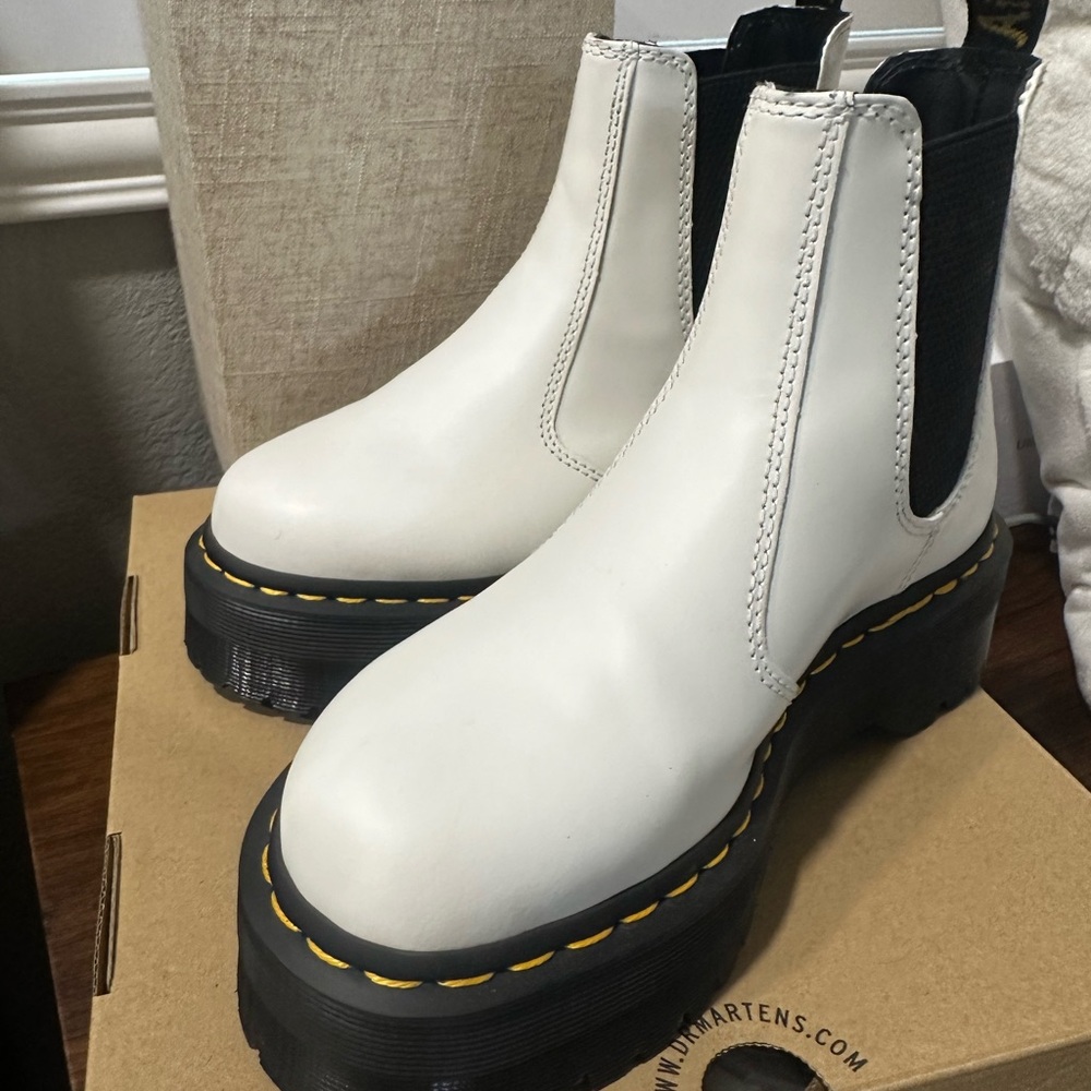 Dr. Martens Womens Platform Boot slip on size 7 white NEW WITH BOX